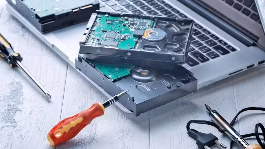 AK TECHNOLOGY SOLUTION S.A.C.