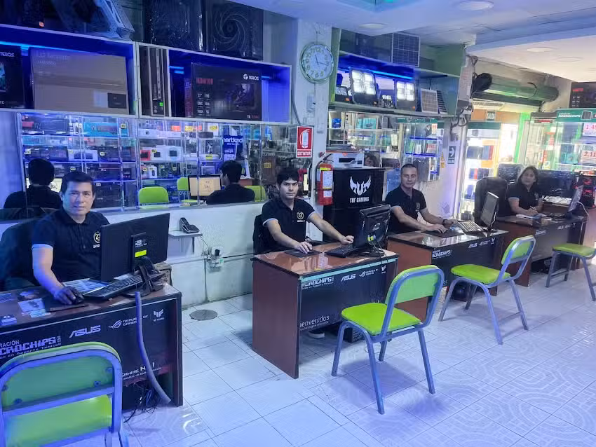 Corporacion Macrochips S.A.C