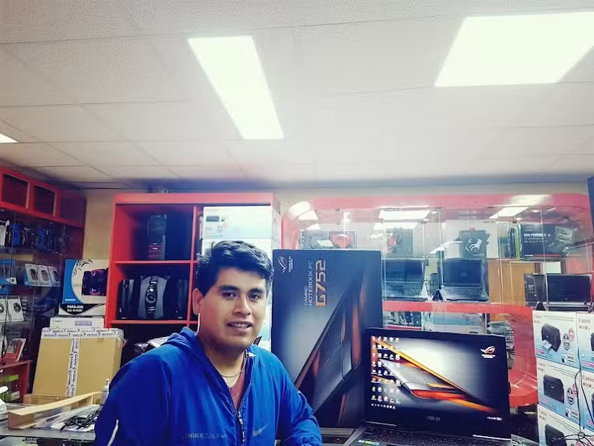 Datacorp &ndash; Laboratorio inform&aacute;tico