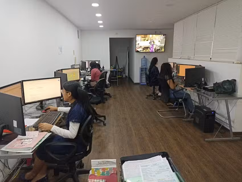 La Esquina Latina S.A.C.