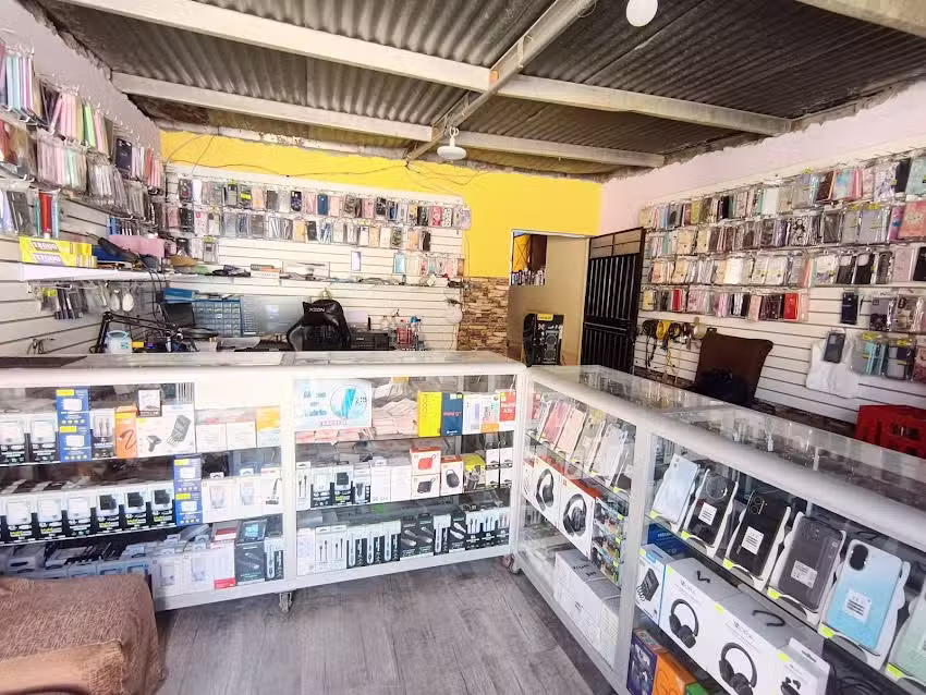 Servicio t&eacute;cnico de celulares &laquo;Logobyte&raquo;