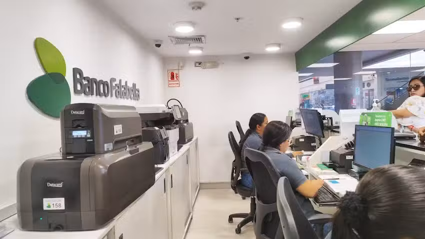 T&eacute;cnico de Computadoras TECHNOSYSTEM Pucallpa