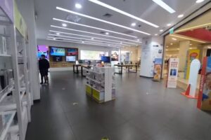 Xiaomi Mi Store &ndash; C.C. Mall Santa Anita